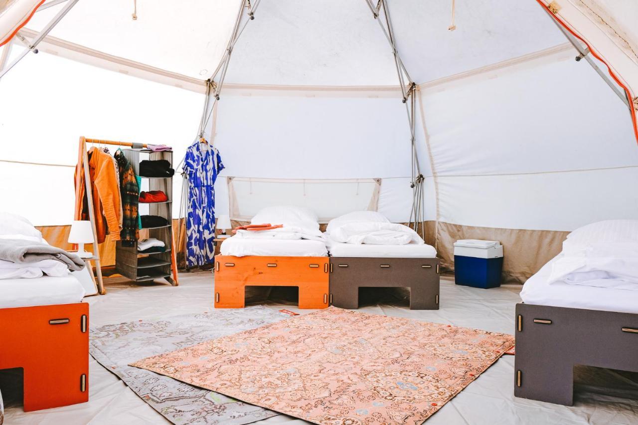 Отель Domo Camp - Nature Glamping Hof Viehbrook Rendswuhren Экстерьер фото