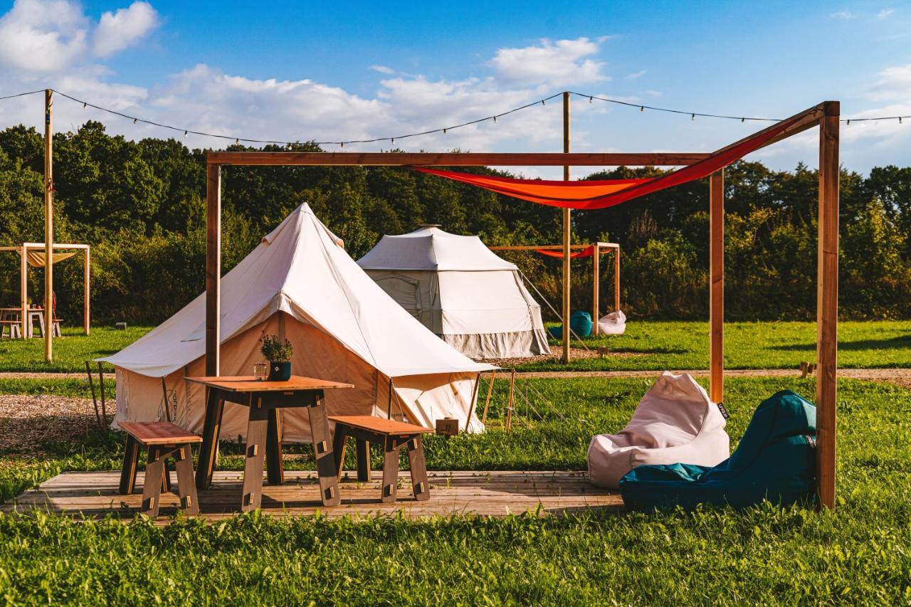 Отель Domo Camp - Nature Glamping Hof Viehbrook Rendswuhren Экстерьер фото